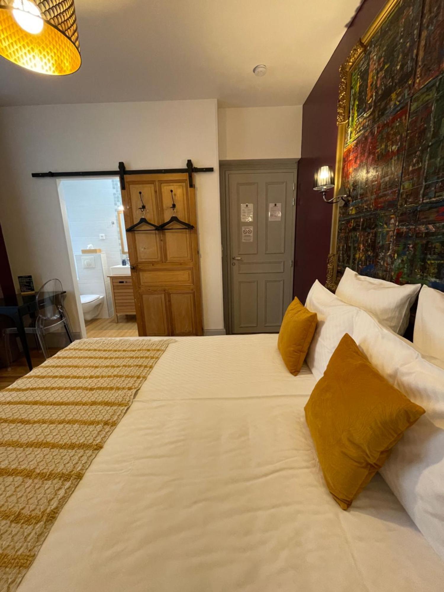 Mas Terre Chambres D'Hotes Lezoux Exterior photo